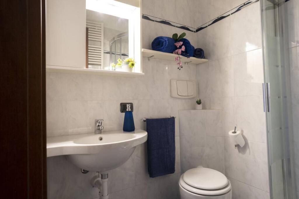 La Casa Di Anna Lägenhet Como Exteriör bild